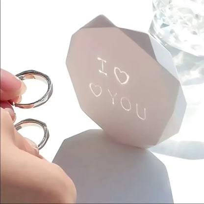 Light Sculpted “I Love You” Ring Set